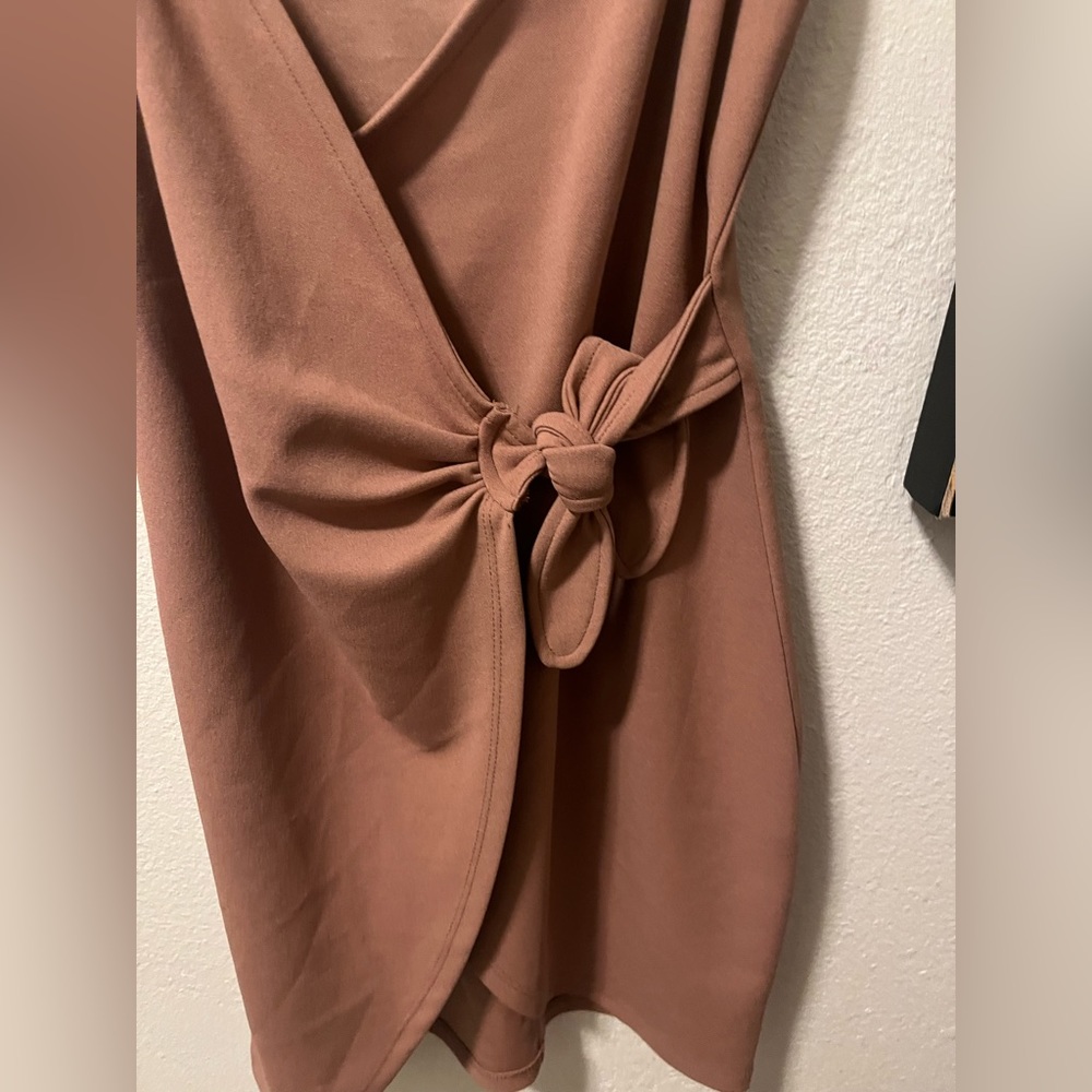 x-small Fashion Nova mini dress - Picture 4 of 5